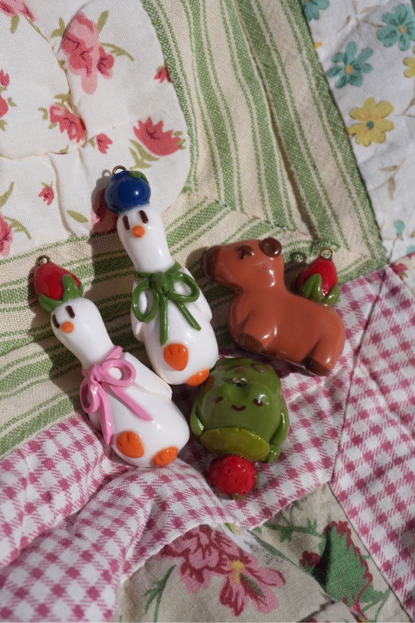 Strawbara - Capybara Charm